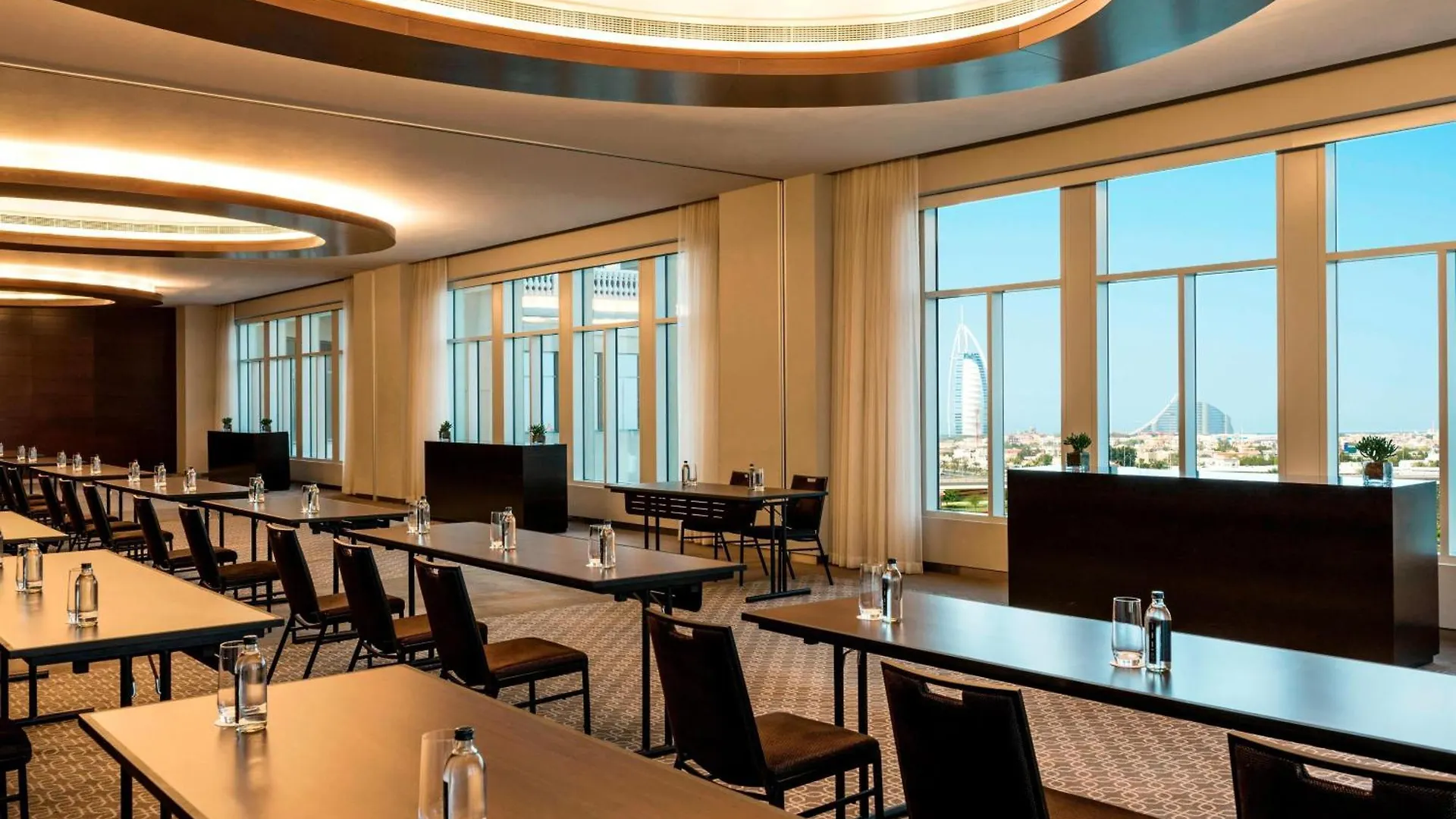 ***** Hotel Sheraton Mall Of The Emirates Hotel, Dubai United Arab Emirates