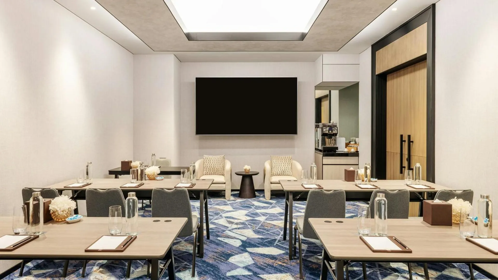 Sheraton Mall Of The Emirates Hotel, Dubai