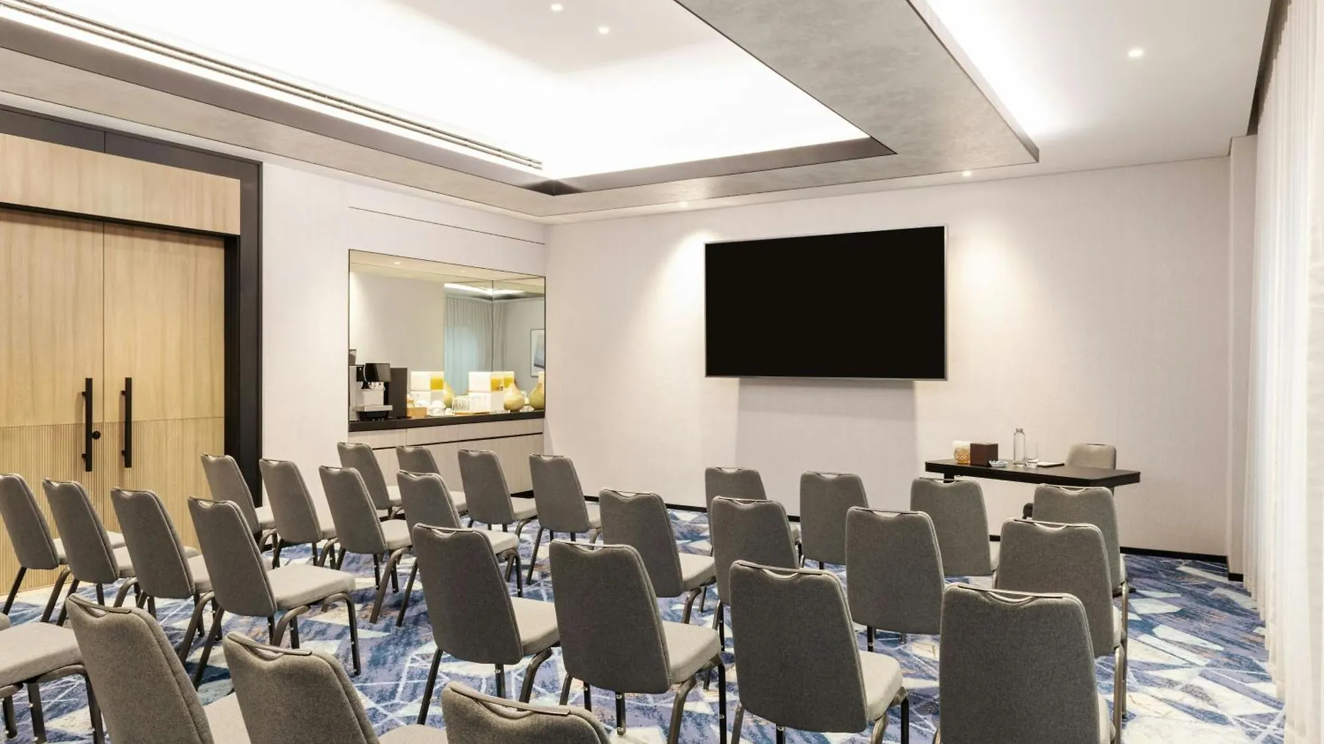 ***** Hotel Sheraton Mall Of The Emirates Hotel, Dubai United Arab Emirates
